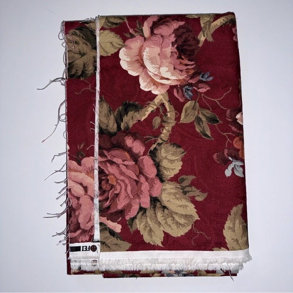 Richloom Brick Red Floral Rose Fabric Woven Home Decor 1 Yard 53.5 Width - Picture 9 of 9